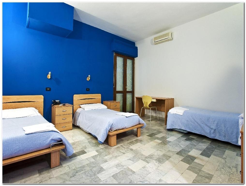 تشيرينيولا Hotel Veronese الغرفة الصورة